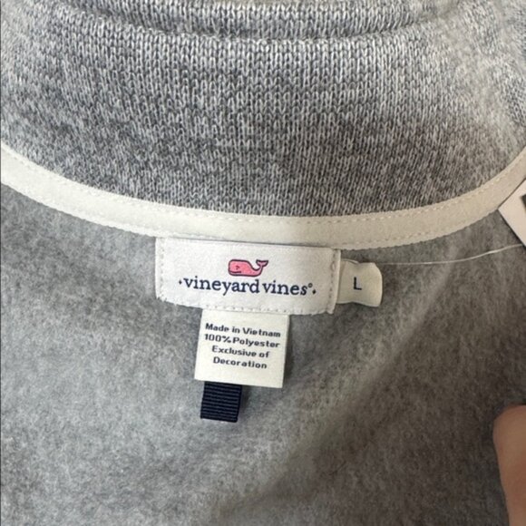 NWT Vineyard Vines Woman’s Fleece Vest size L - Picture 10 of 11